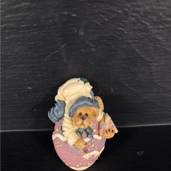 Boyds Bears Brooch with Blue and Brown Accents - Picture 1 of 2